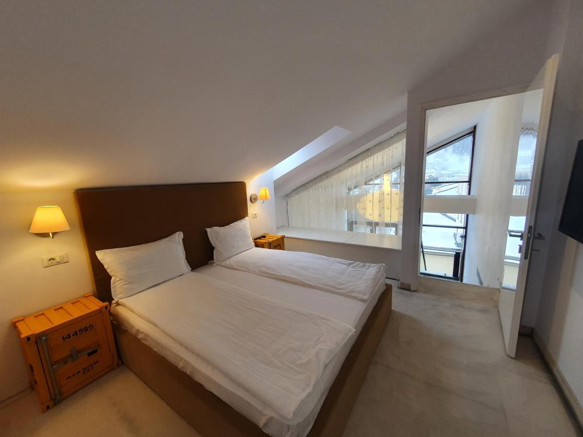 Apart Hotel Vlad Tepes Braşov Extérieur photo