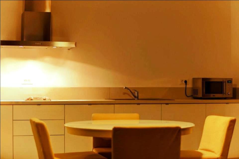 Apart Hotel Vlad Tepes Braşov Extérieur photo