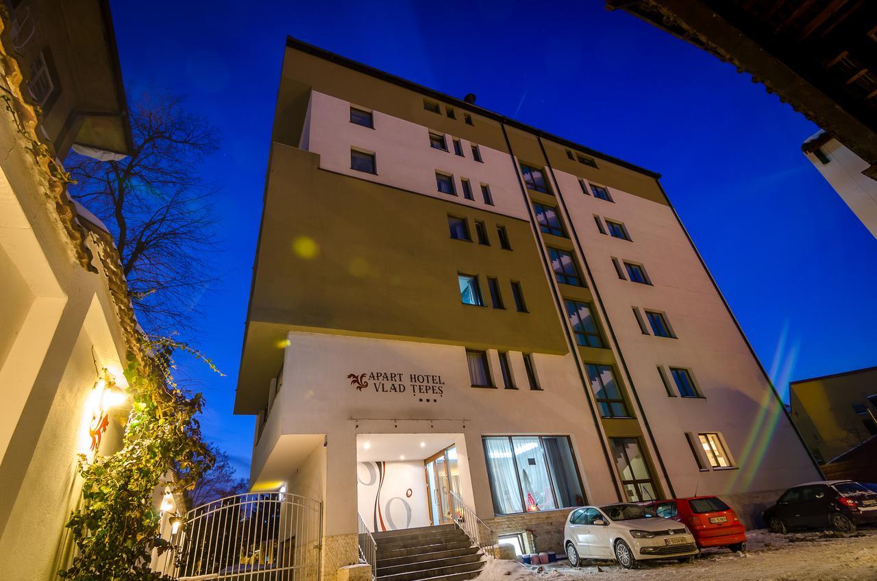 Apart Hotel Vlad Tepes Braşov Extérieur photo
