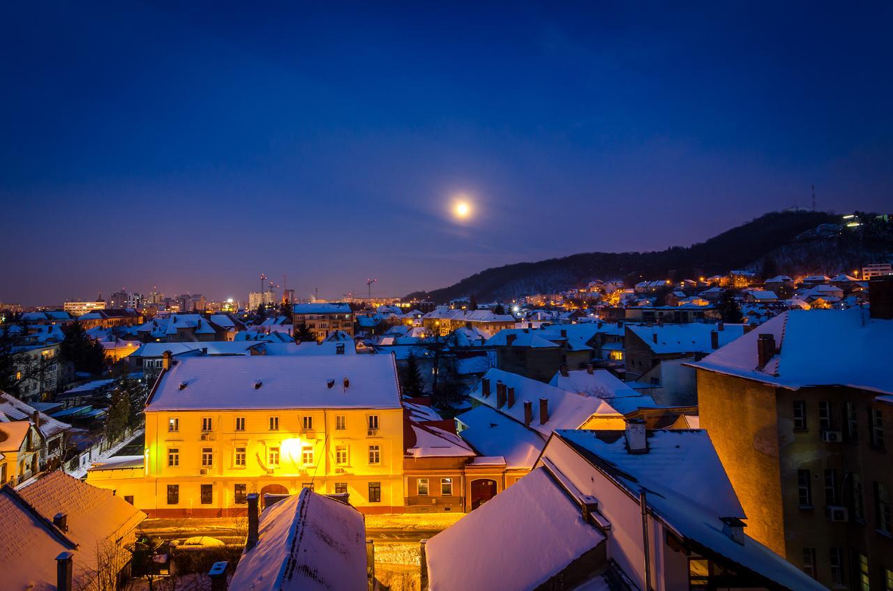 Apart Hotel Vlad Tepes Braşov Extérieur photo