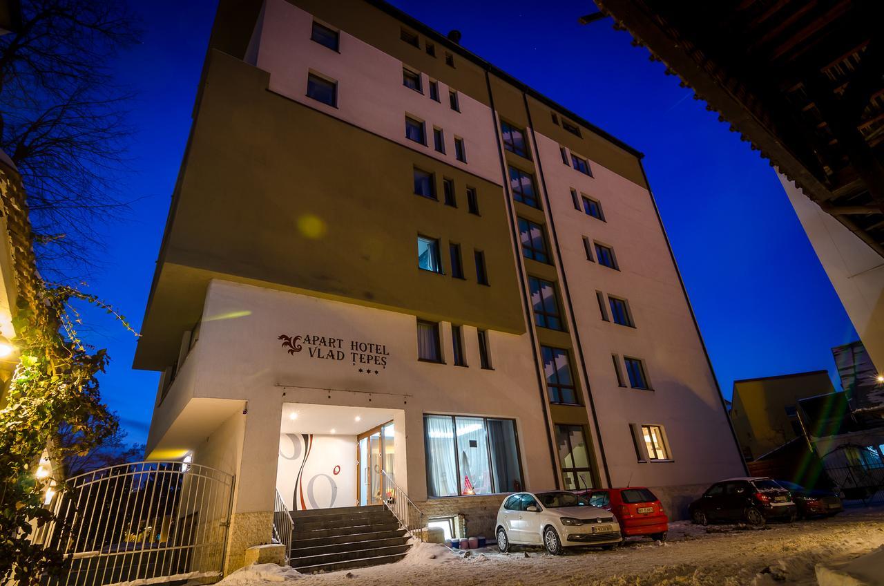 Apart Hotel Vlad Tepes Braşov Extérieur photo