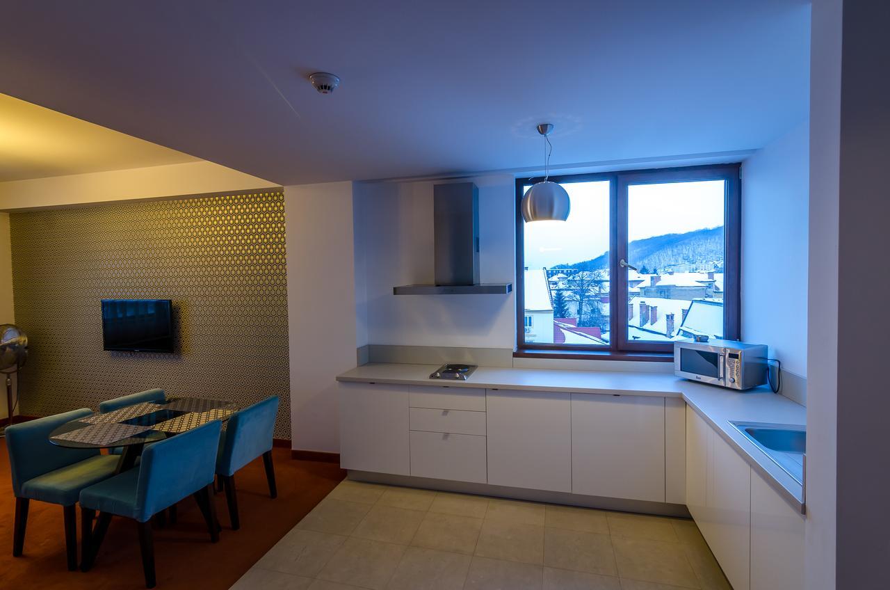 Apart Hotel Vlad Tepes Braşov Extérieur photo