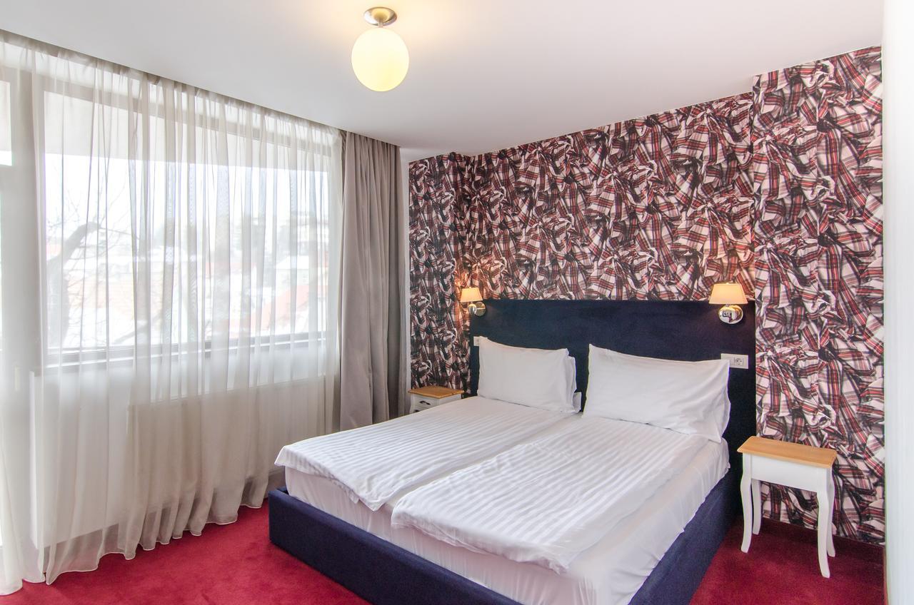 Apart Hotel Vlad Tepes Braşov Extérieur photo