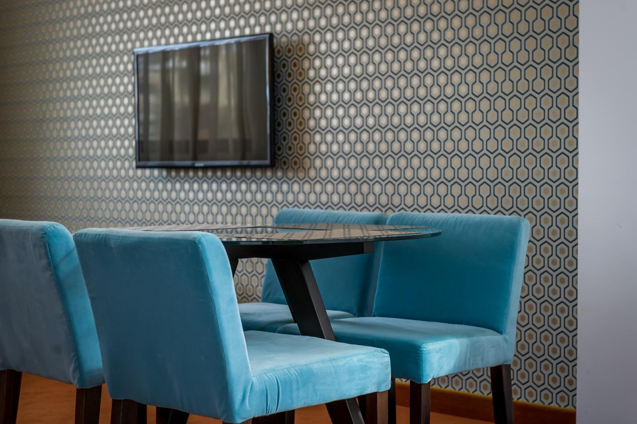 Apart Hotel Vlad Tepes Braşov Extérieur photo
